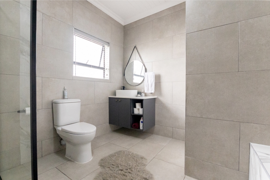 3 Bedroom Property for Sale in Shelley Point Western Cape